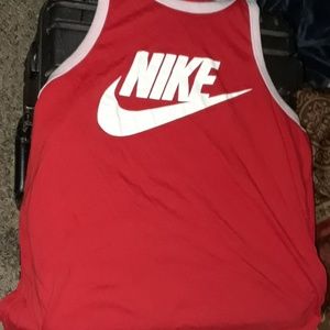 Nike tshirt